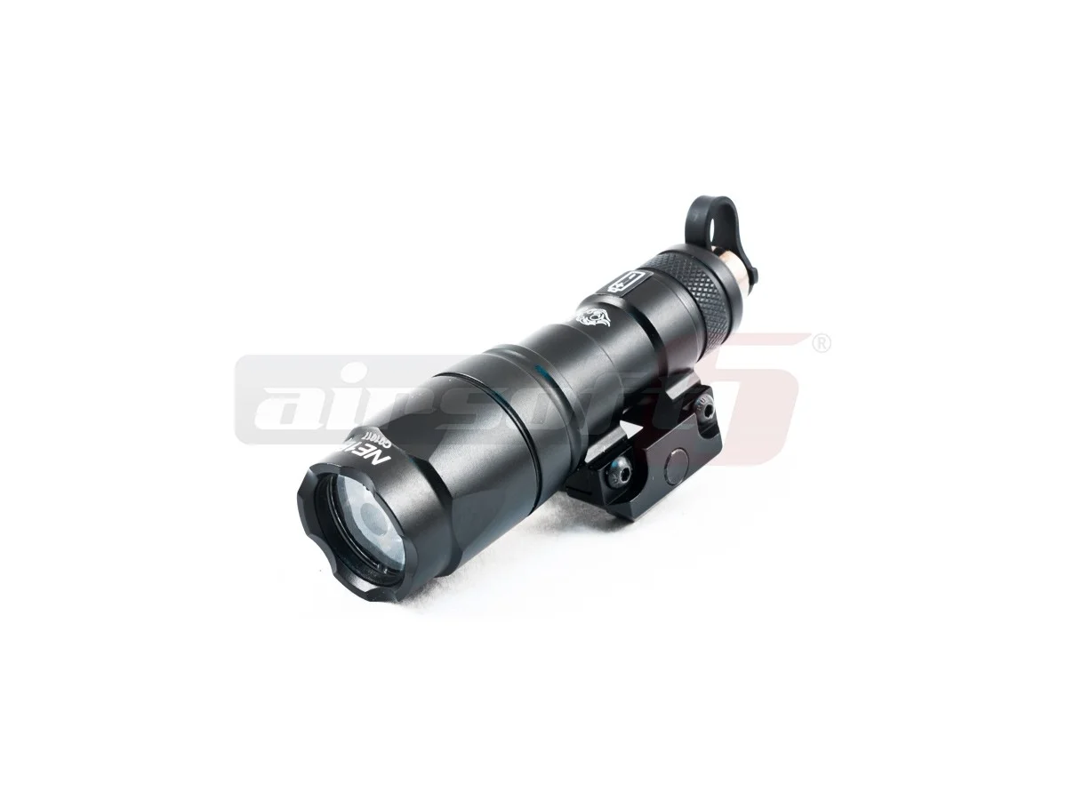 Night Evolution lanterna tactica M300A 4