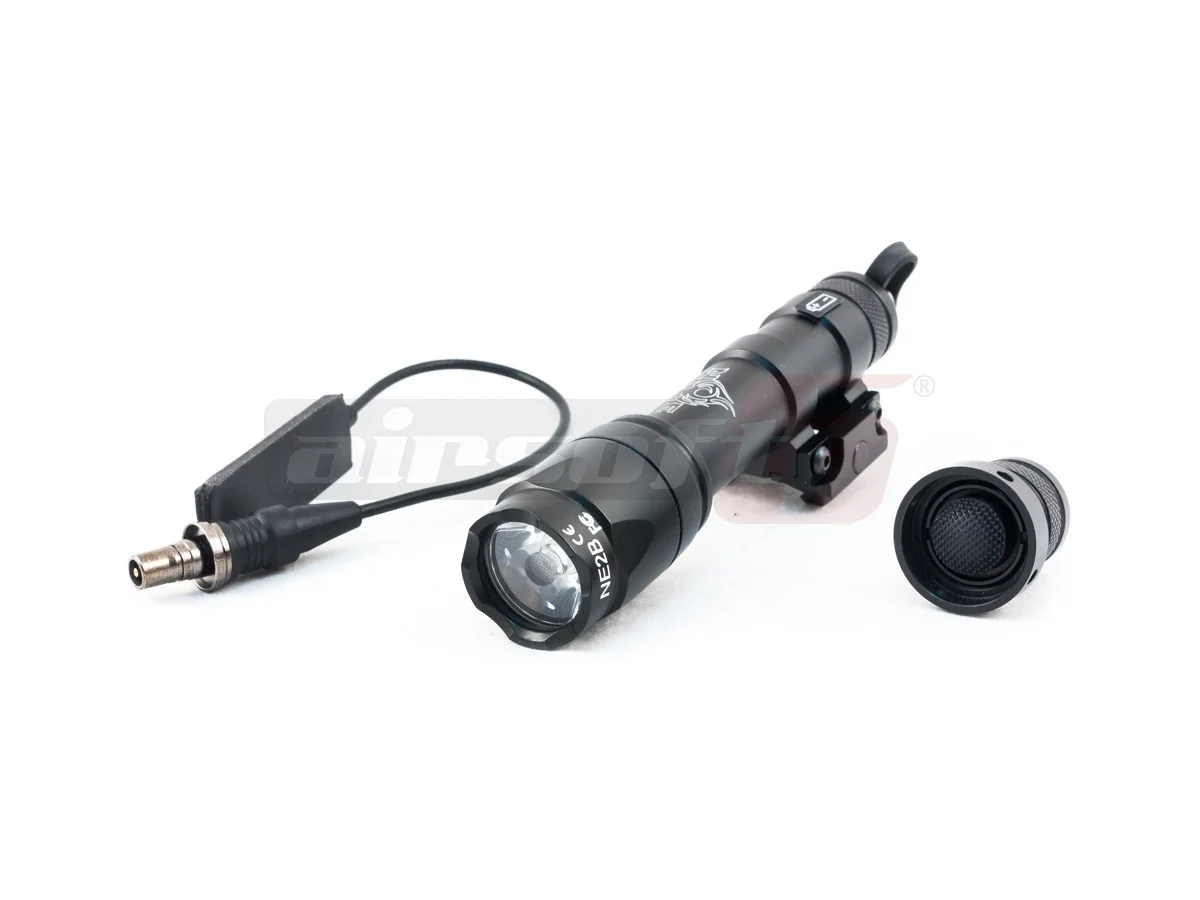 Night Evolution lanterna tactica M600C